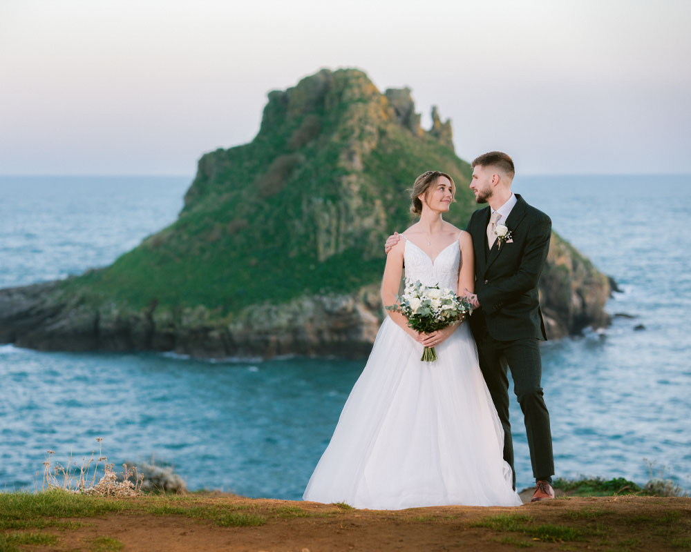 Bride and Groom at Thatcher Rock, Torquay.