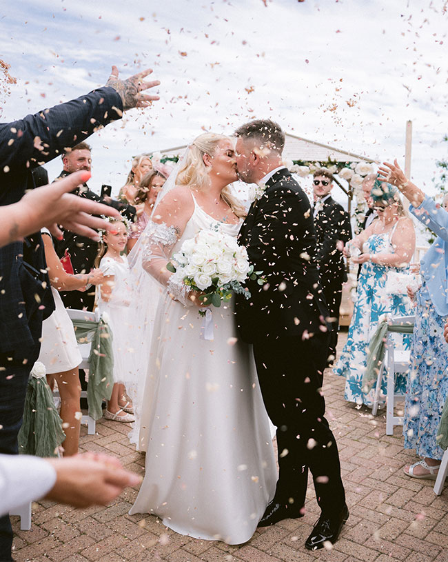 Simon Day, wedding content creator.